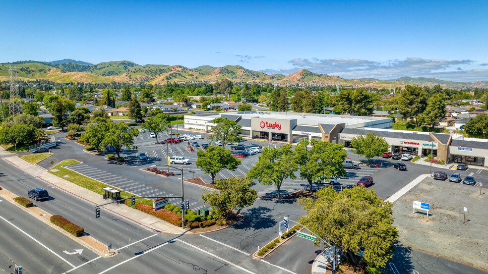 3100-3190 Contra Loma Blvd, Antioch, CA à louer - Photo du b timent - Image 1 de 5