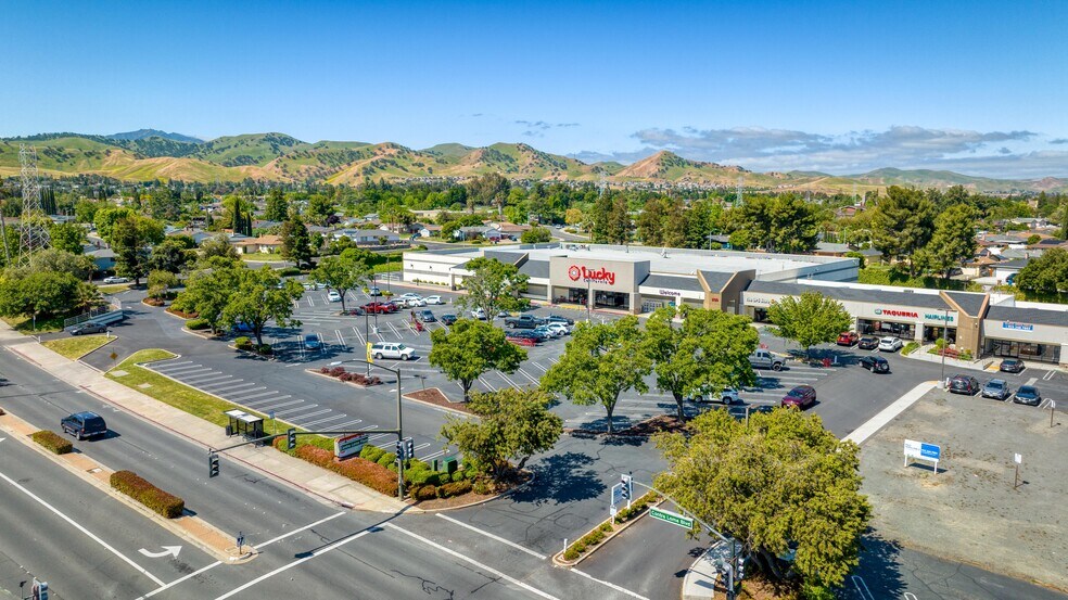 3100-3190 Contra Loma Blvd, Antioch, CA à louer - Photo du bâtiment - Image 1 de 5