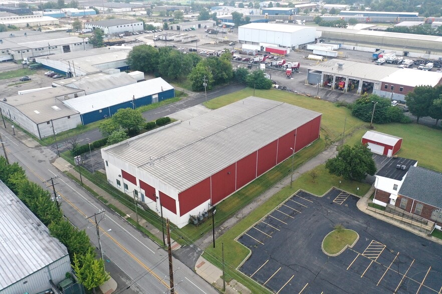 1118 Quality Choice Pl, Louisville, KY for lease - Building Photo - Image 2 of 18