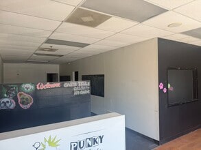3380 E Russell Rd, Las Vegas, NV for lease Interior Photo- Image 2 of 4