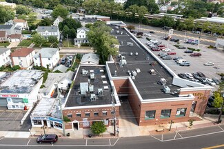 Plus de détails pour 601-693 Sunrise Hwy, Lynbrook, NY - Commerce de détail à louer