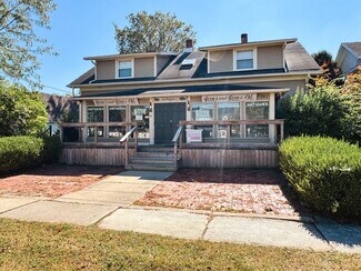 Plus de détails pour 114 W Indiana Ave, Perrysburg, OH - Commerce de détail à vendre