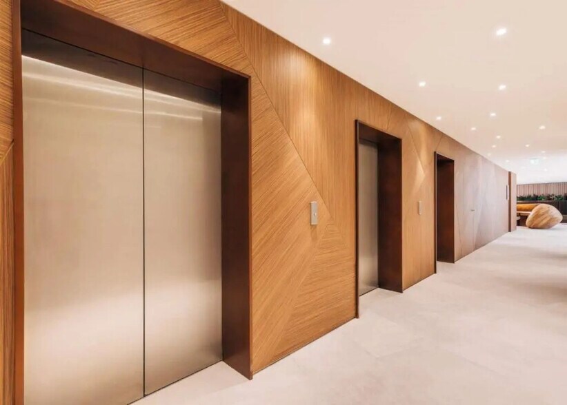 Bureau dans Levallois-Perret à louer - Photo du bâtiment - Image 3 de 28