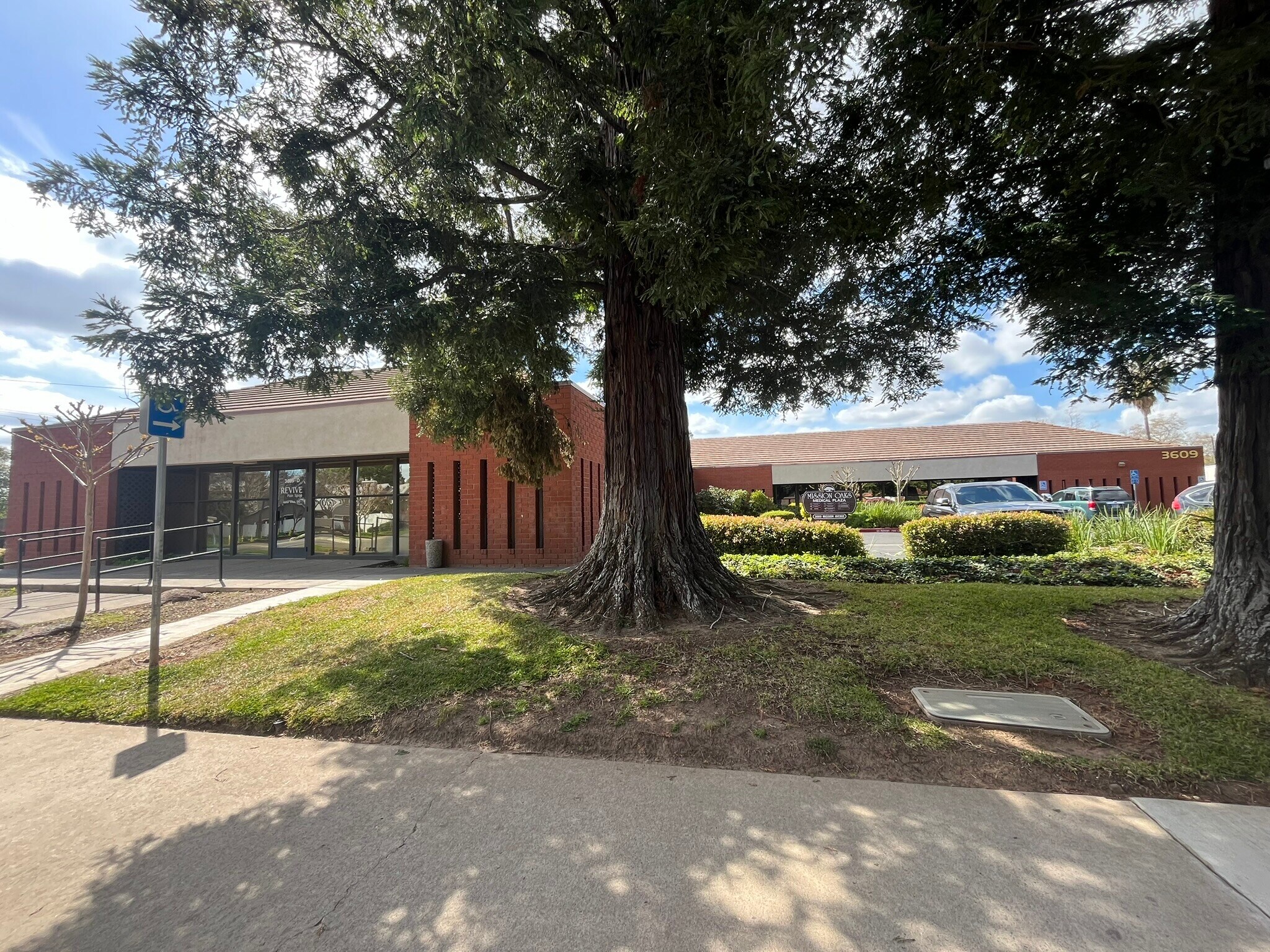 3609 Mission Ave, Carmichael, CA for lease Building Photo- Image 1 of 80