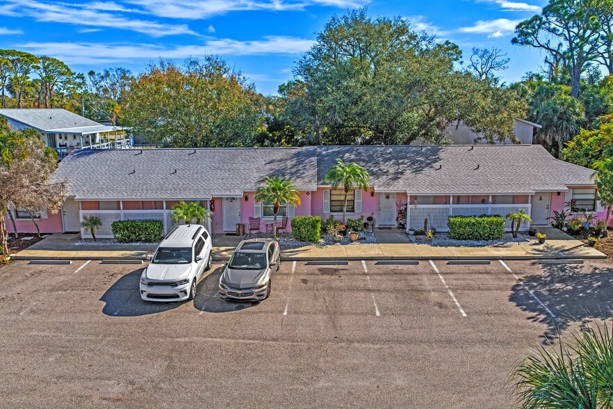 149-181 Old Englewood Rd, Englewood, FL for sale - Building Photo - Image 2 of 12