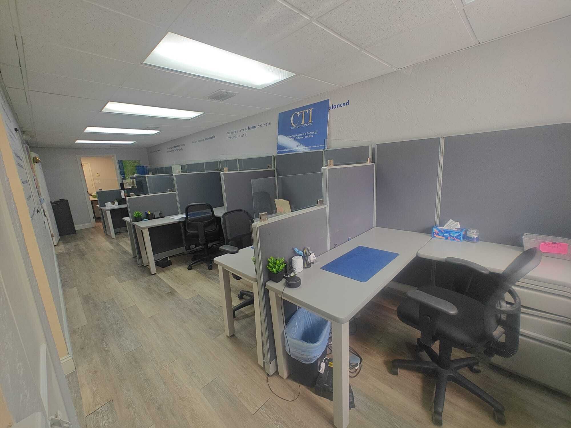 600 SW 4th Ave, Fort Lauderdale, FL for lease Interior Photo- Image 1 of 5