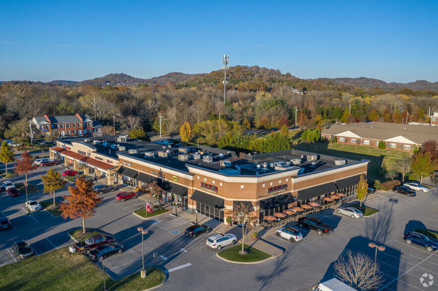 1110 Hillsboro Rd, Franklin, TN for lease - Aerial - Image 3 of 9