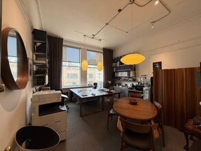 1 Union Sq W, New York, NY à louer Photo intérieure- Image 2 de 2