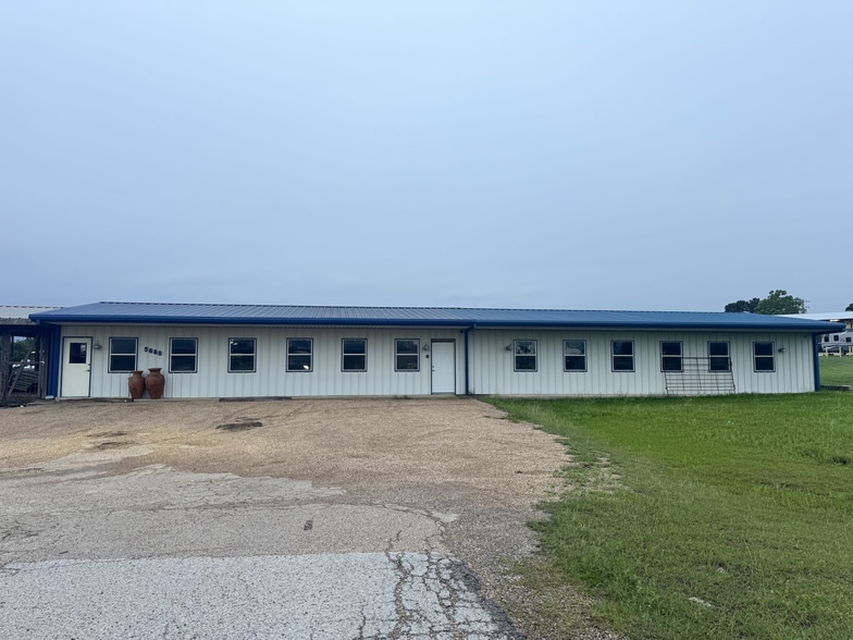 5668 E Highway 67, Alvarado, TX for lease - Primary Photo - Image 2 of 4