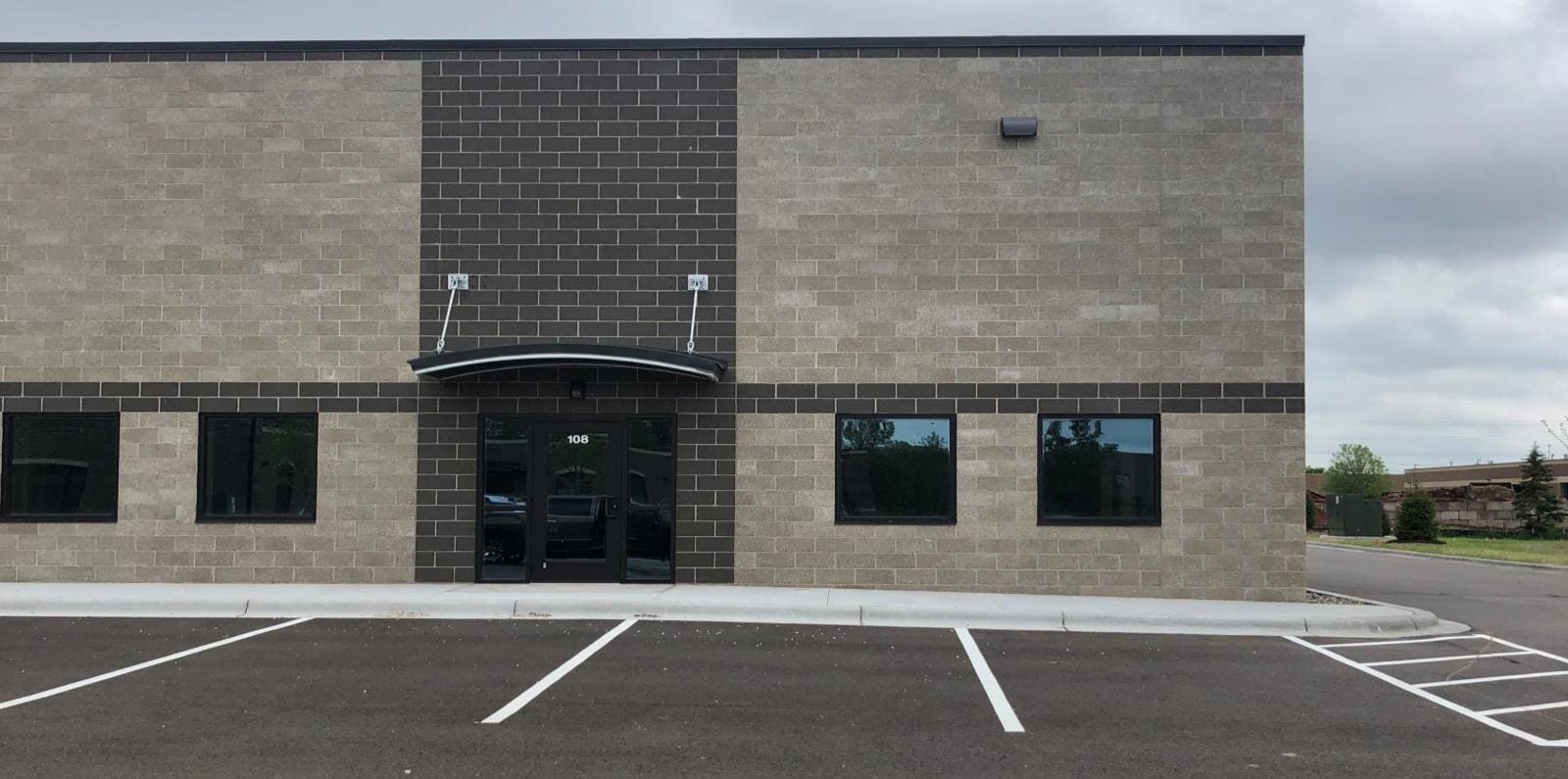 108-216 Hardman Ct, South Saint Paul, MN à louer Photo du bâtiment- Image 1 de 2