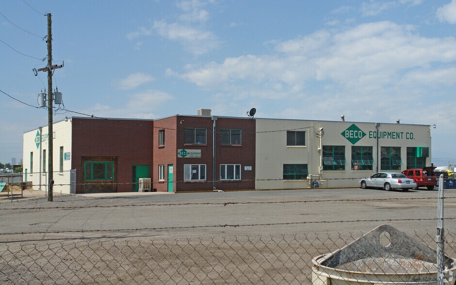 5555 Dahlia St, Commerce City, CO à vendre - Photo principale - Image 1 de 1
