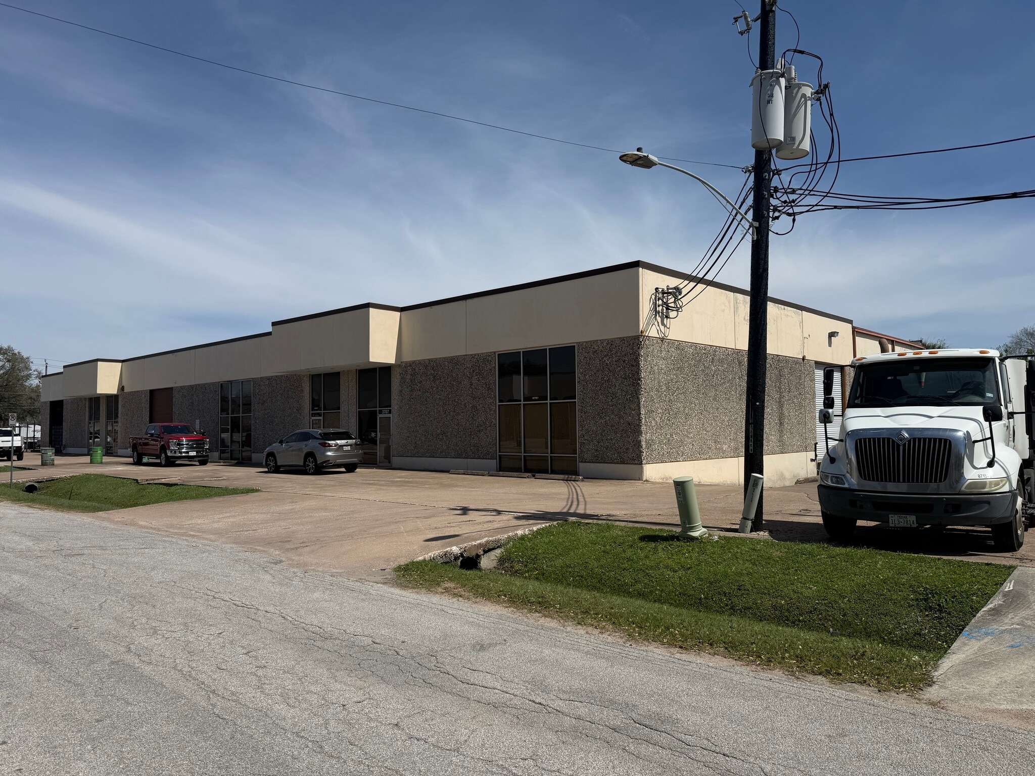3701-3707 Ace St, Houston, TX for lease Primary Photo- Image 1 of 2