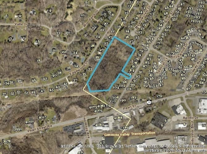 90 River St, Batavia, NY à vendre - Photo du bâtiment - Image 2 de 2
