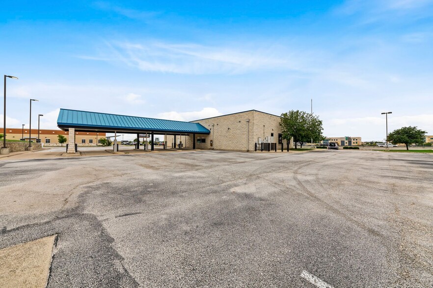 661 W Central Texas Expy, Harker Heights, TX à vendre - Photo principale - Image 1 de 1