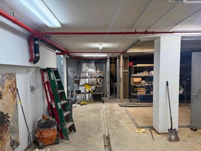 344-346 E 110th St, New York, NY à louer Photo intérieure- Image 2 de 3