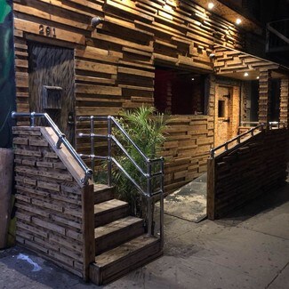 Plus de détails pour 291 Hooper St, Brooklyn, NY - Commerce de détail à louer