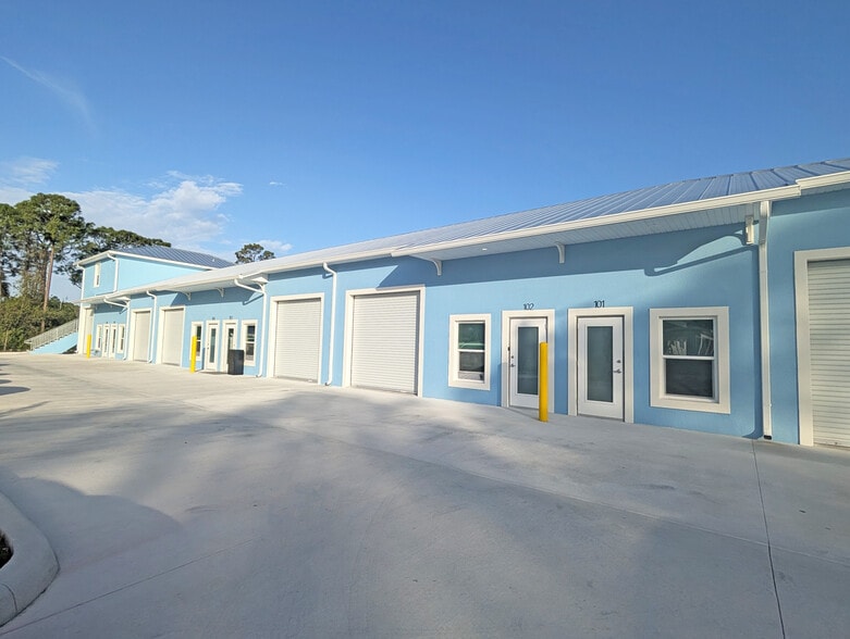 550 Martin Road, Palm Bay, FL for lease - Building Photo - Image 3 of 11