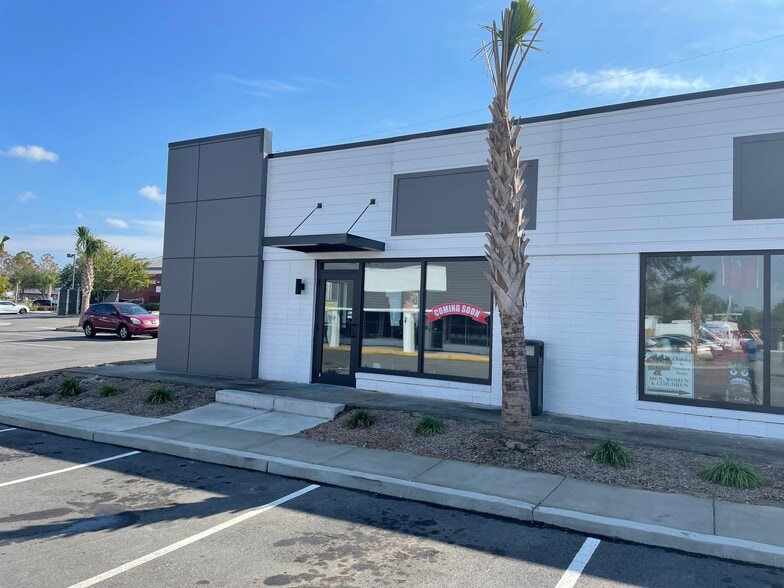 Dorchester Rd, Charleston, SC à louer - Photo du bâtiment - Image 2 de 28