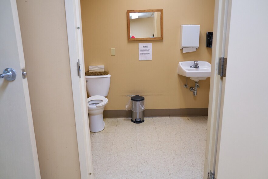 309 S Scott St, Senatobia, MS à vendre - Photo du bâtiment - Image 2 de 44