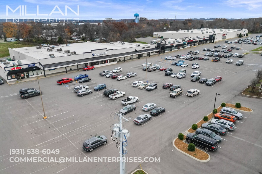 2008 Memorial Blvd, Springfield, TN for lease - Building Photo - Image 2 of 5