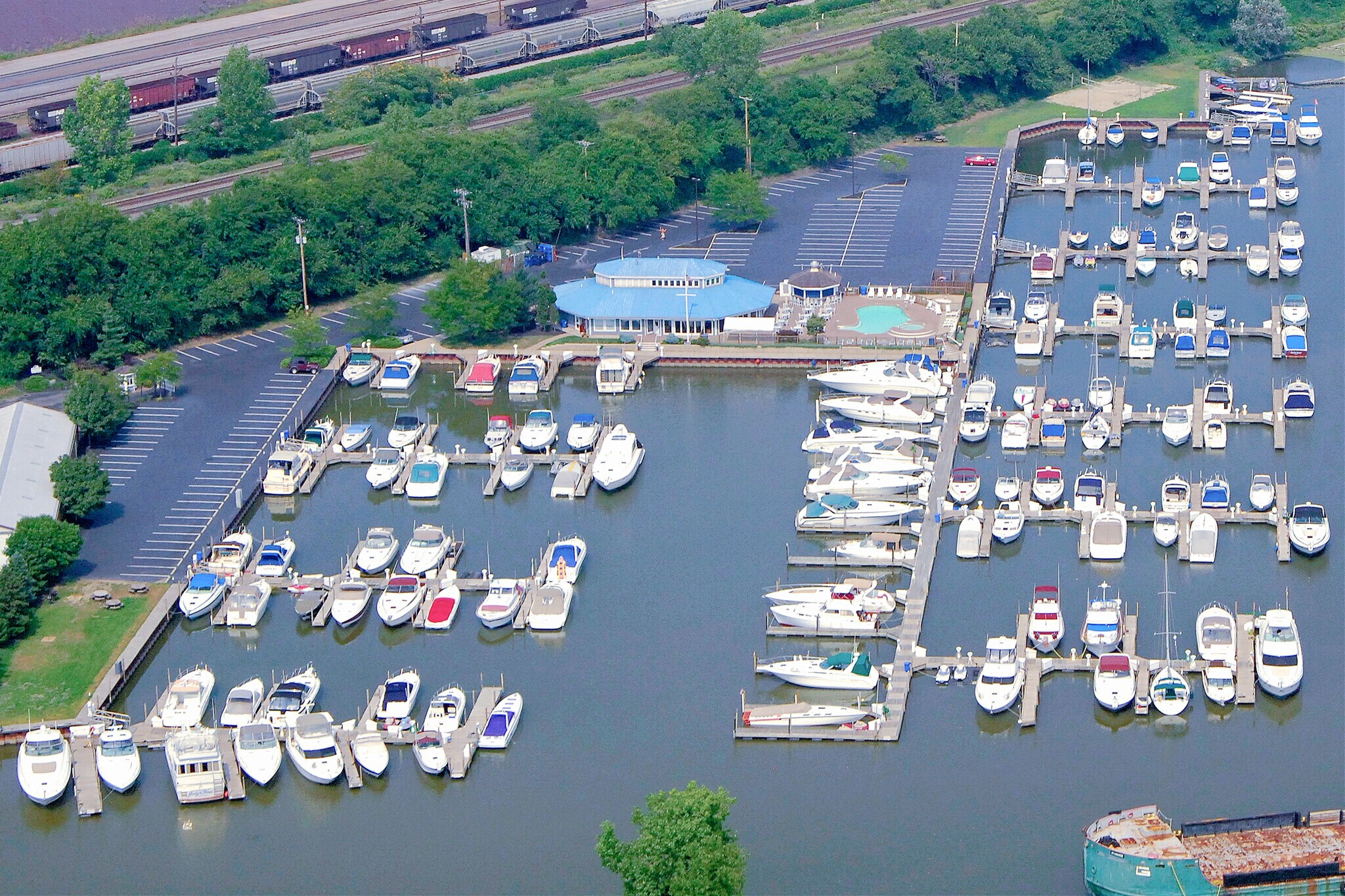 4900 Whiskey Is, Cleveland, OH à vendre Aérien- Image 1 de 14