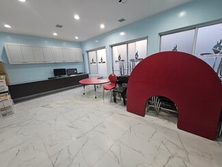 More details for 3526 31st St, Astoria, NY - Office/Retail for Lease