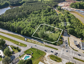 1.55 Acre Retail Corner - Épicerie