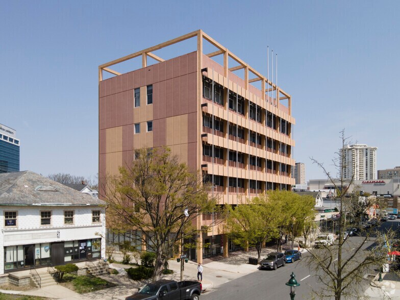 22 W Pennsylvania Ave, Towson, MD à louer - Photo du bâtiment - Image 2 de 8