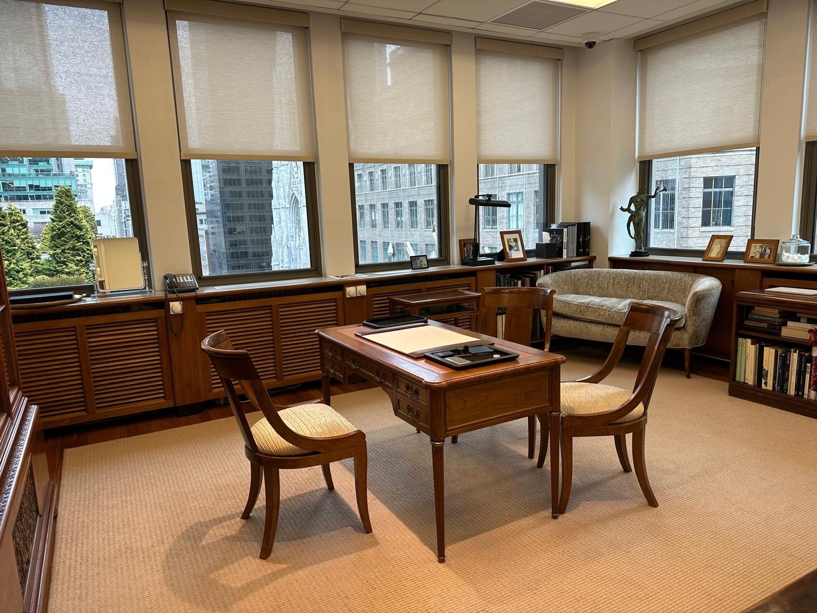 608 Fifth Ave, New York, NY for lease Interior Photo- Image 1 of 9