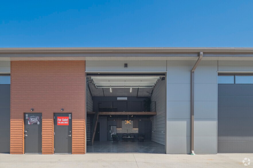 7542 S Potomac St, Centennial, CO à louer - Photo du bâtiment - Image 3 de 24