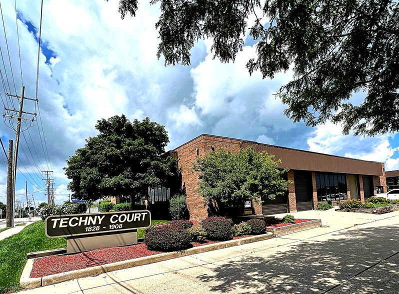 1894-1908 Techny Ct, Northbrook, IL for lease - Building Photo - Image 1 of 5