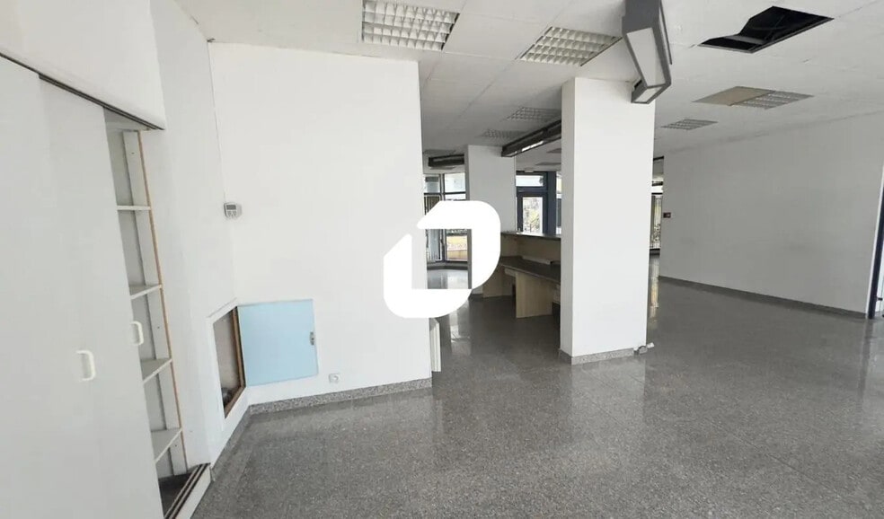 46-48 Rue Du Faubourg-De-Saverne, Strasbourg à louer - Photo intérieure - Image 2 de 18