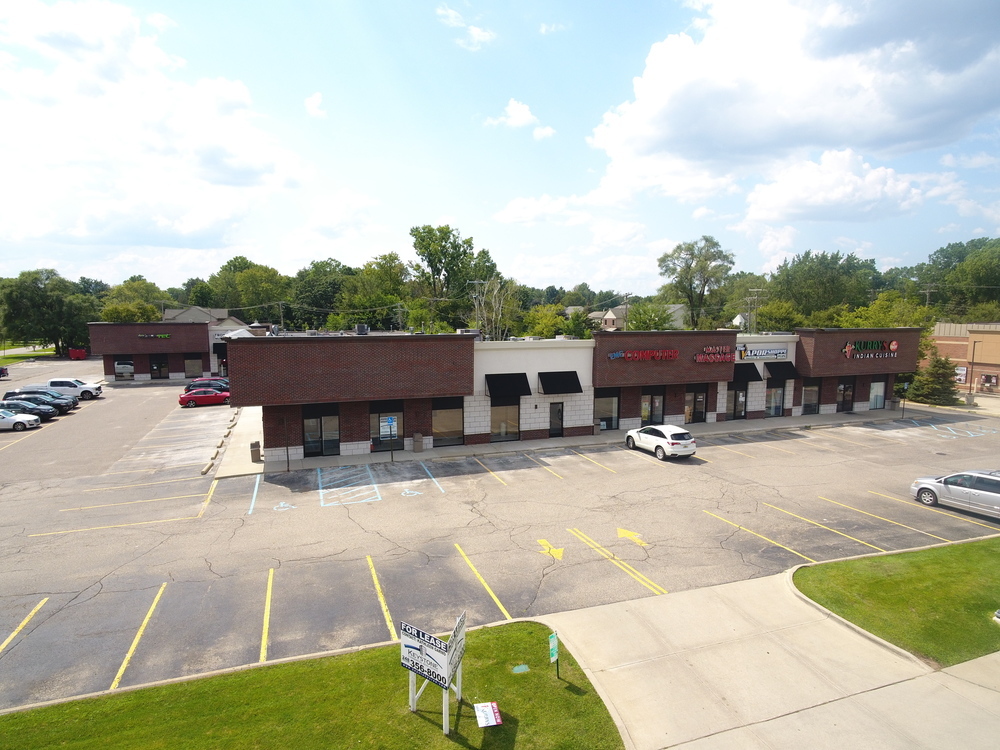 3271-3299 Rochester Rd, Troy, MI for lease Building Photo- Image 1 of 5