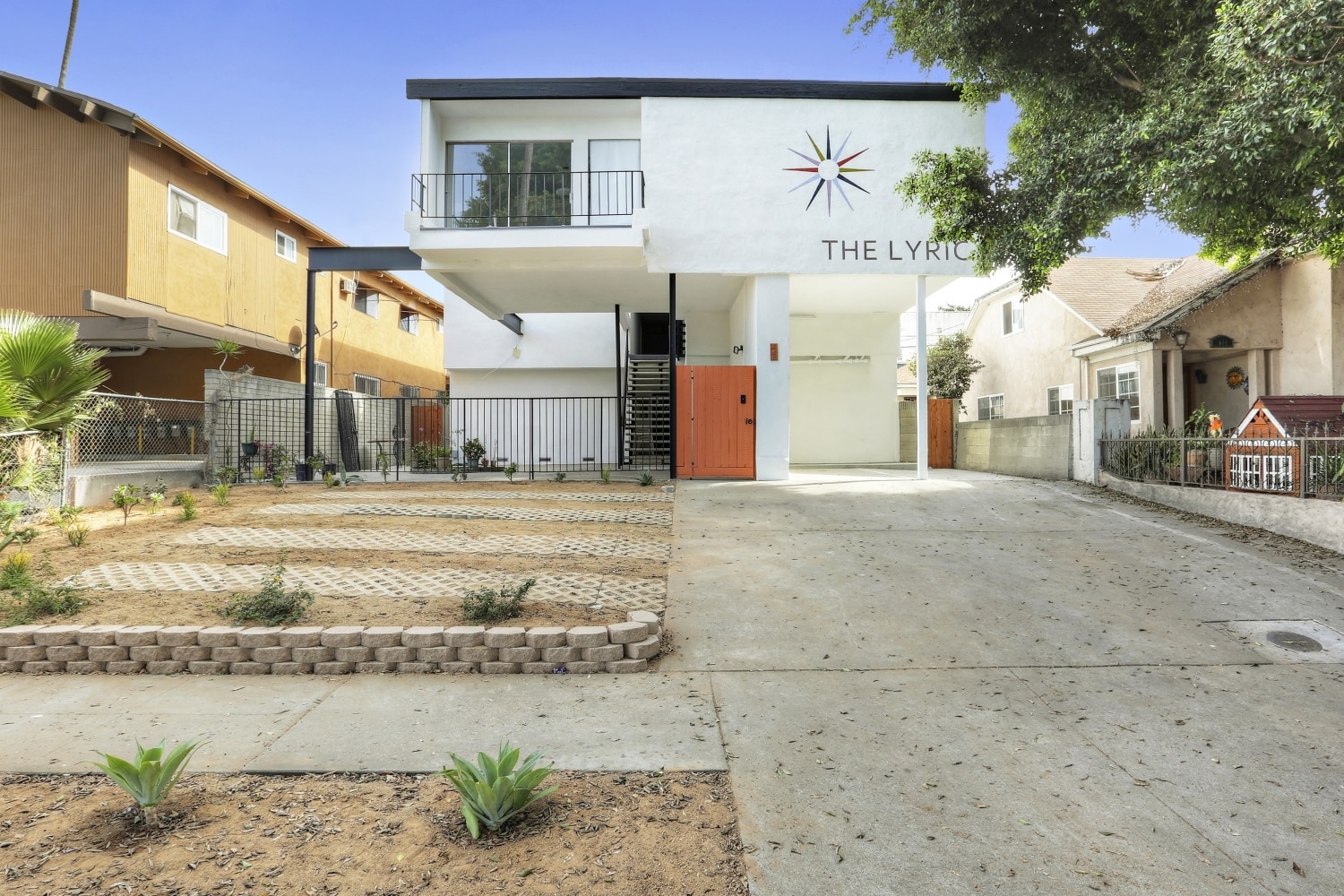 146 N Vendome St, Los Angeles, CA for sale Primary Photo- Image 1 of 38