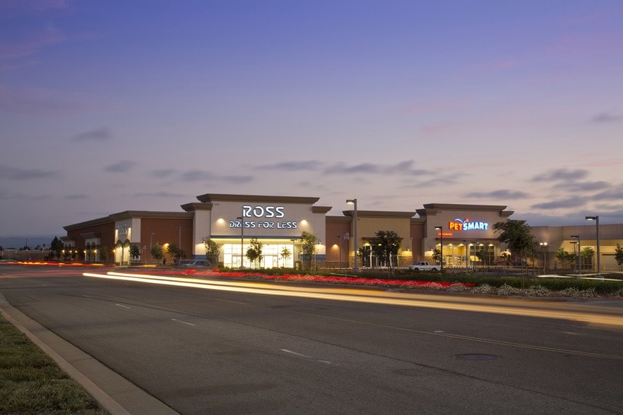 2750 W 120th St, Hawthorne, CA for lease - Primary Photo - Image 1 of 4