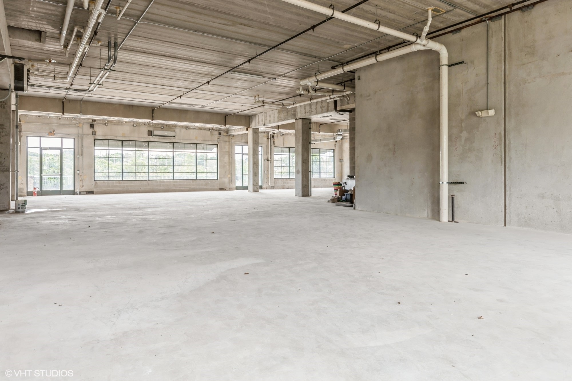 160 S River St, Aurora, IL for lease Primary Photo- Image 1 of 12