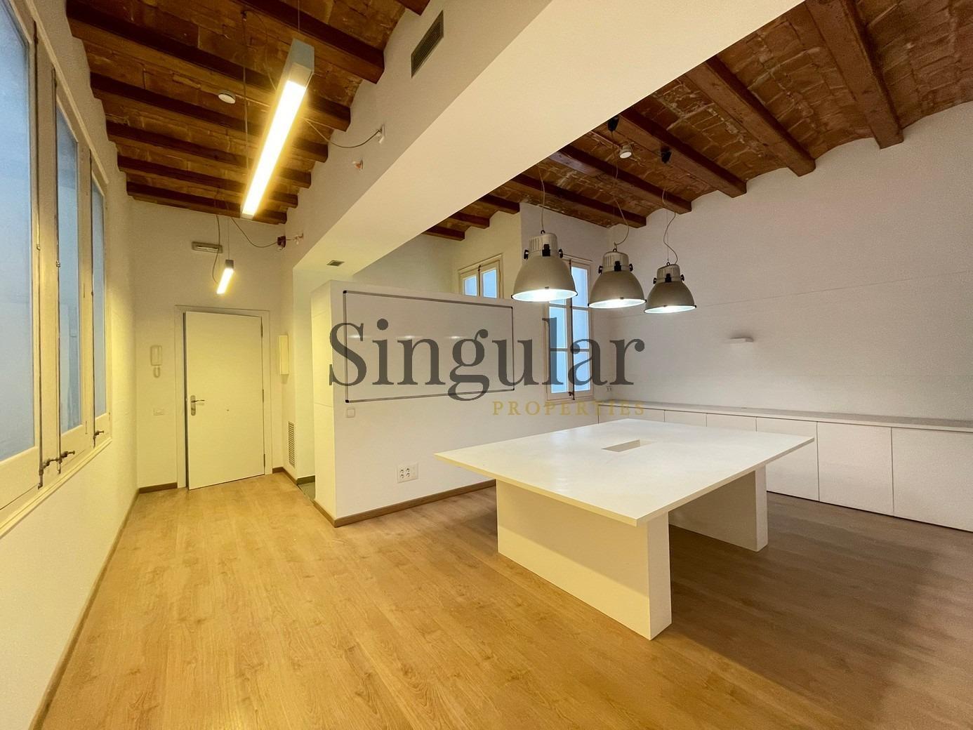 Office in Barcelona, Barcelona for lease Interior Photo- Image 1 of 26