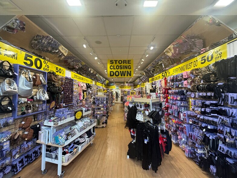 214-218 High St, Ayr à louer - Photo du bâtiment - Image 2 de 3