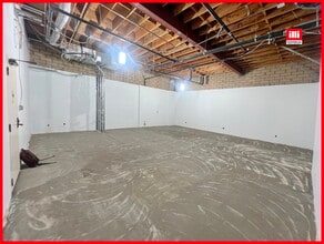 18356-18388 Clark St, Tarzana, CA for lease Interior Photo- Image 1 of 3