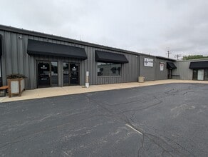 1600 E Lincoln Hwy, Dekalb, IL for lease Interior Photo- Image 2 of 14