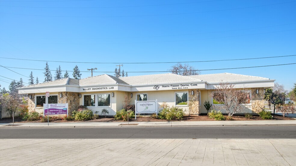 373 E Warner Ave, Fresno, CA à louer - Photo du bâtiment - Image 2 de 4