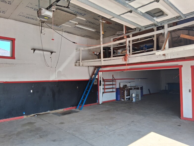 3853 S Park Ave, Buffalo, NY for lease - Interior Photo - Image 2 of 4