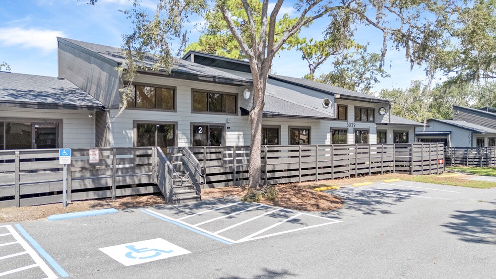 5051 North Ln, Orlando, FL for lease - Building Photo - Image 3 of 11