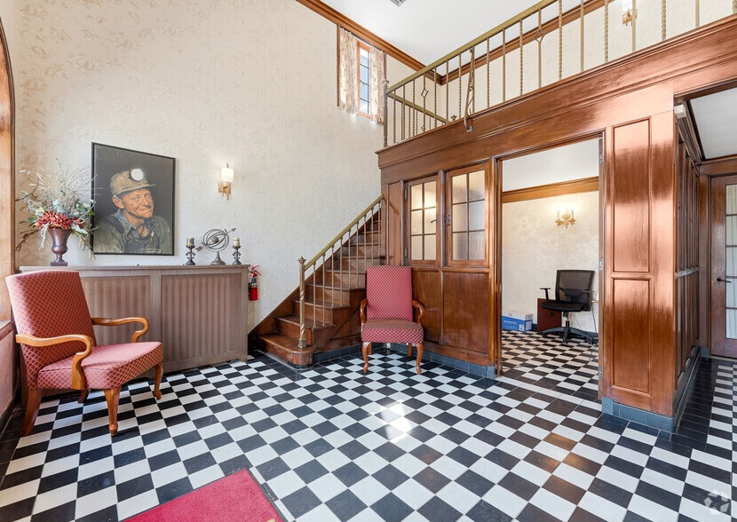 65 N Gallatin Ave, Uniontown, PA for sale - Lobby - Image 2 of 15