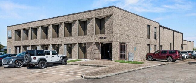 More details for 10692 Haddington Dr, Houston, TX - Office for Lease