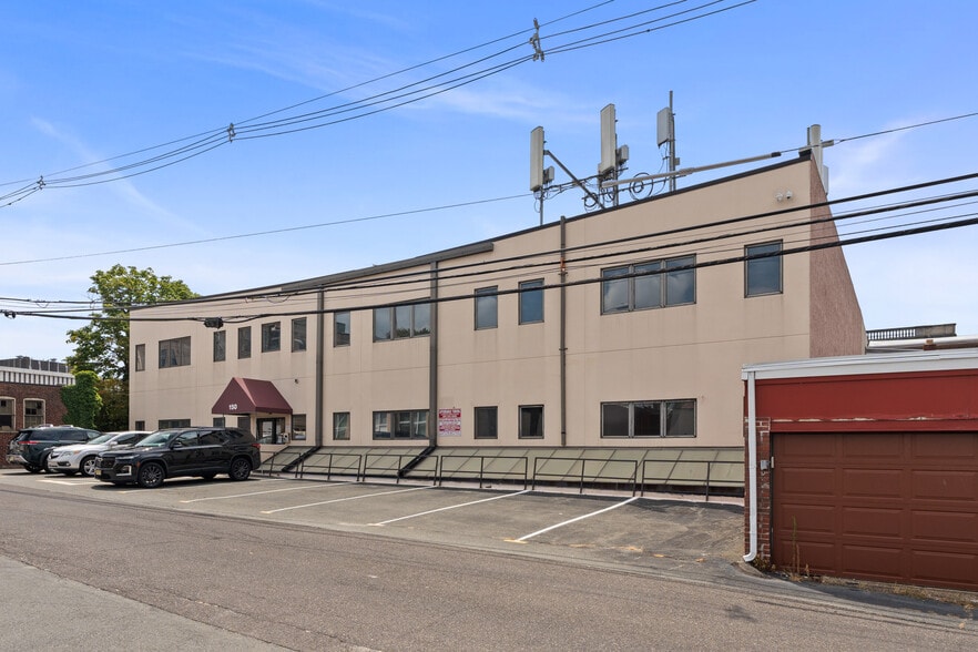 150 W State St, Trenton, NJ for lease - Building Photo - Image 2 of 7