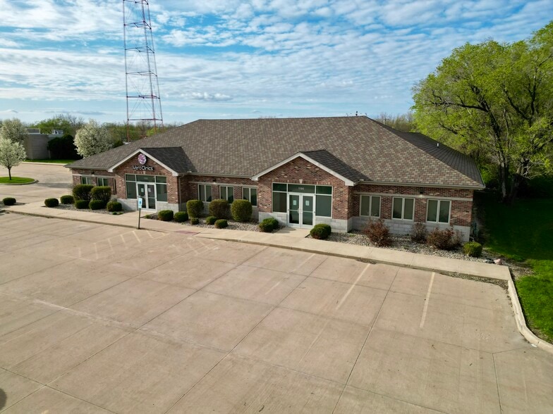 1192 E Pershing Rd, Decatur, IL for lease - Building Photo - Image 2 of 32