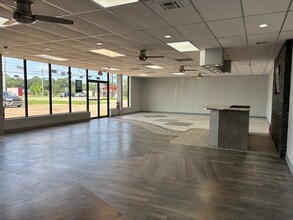 5203-5205 Broadway St, Pearland, TX for lease Building Photo- Image 2 of 8