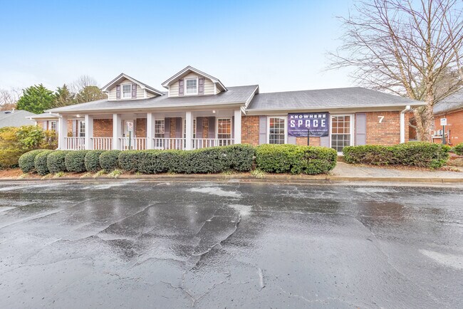 Plus de détails pour 2440 Sandy Plains Rd, Marietta, GA - Bureau à vendre