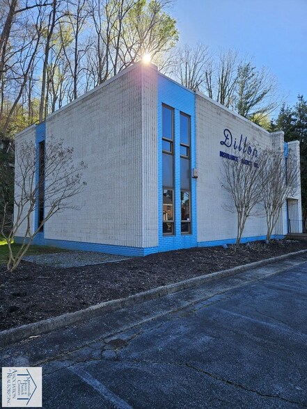 2611 Riverside Dr, Bassett, VA à vendre - Photo du bâtiment - Image 3 de 30